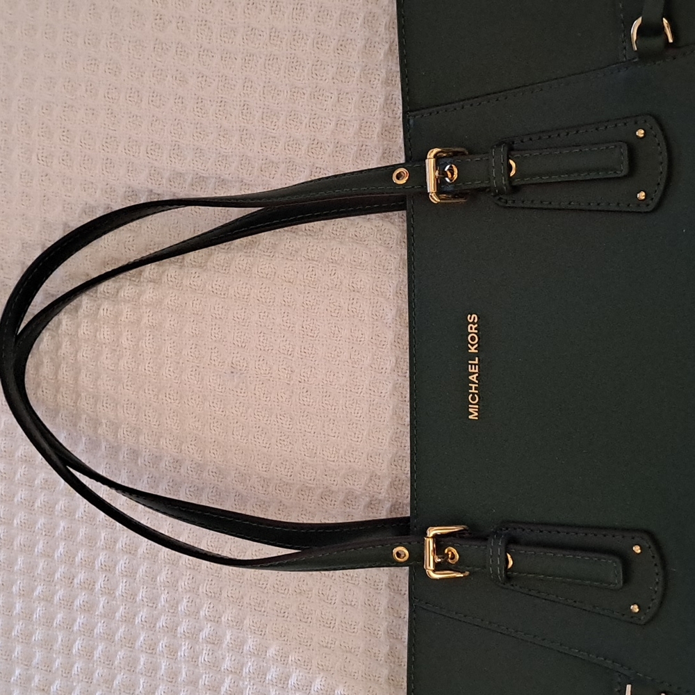 Ladies Handbag - Picture 2 of 5